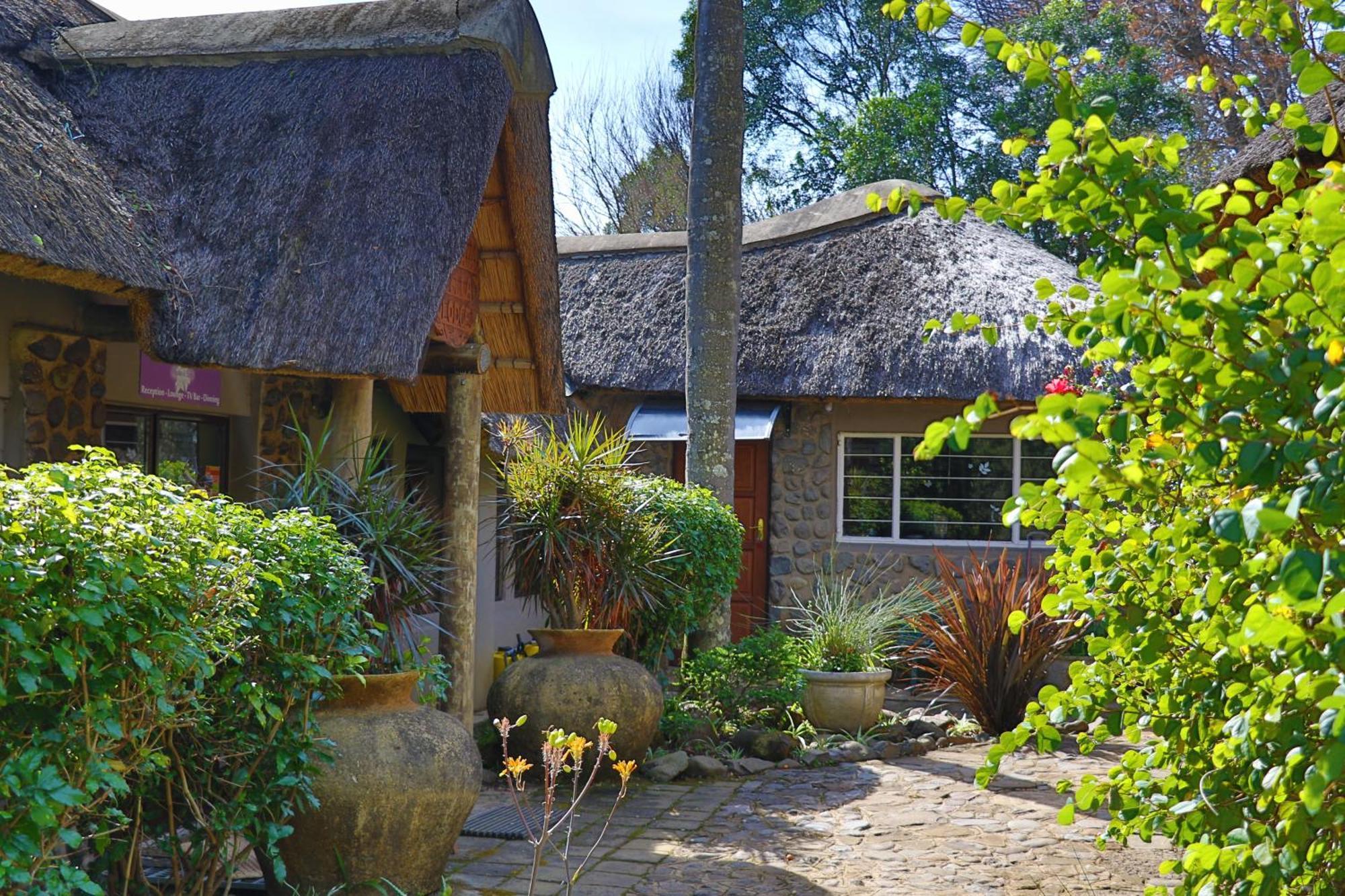 Kukummi Lodge - Formerly Mackaya Bella Country Lodge Champagne Valley 외부 사진