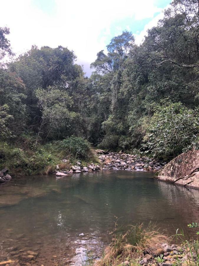Kukummi Lodge - Formerly Mackaya Bella Country Lodge Champagne Valley 외부 사진
